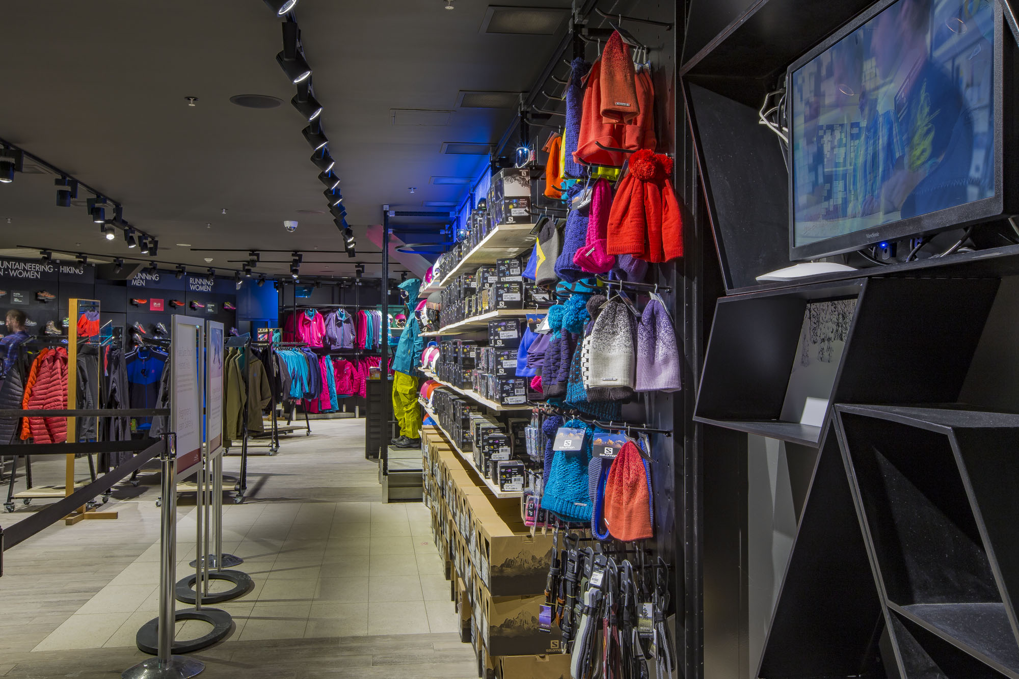 Salomon Ski & Snowboard,Whistler, BC