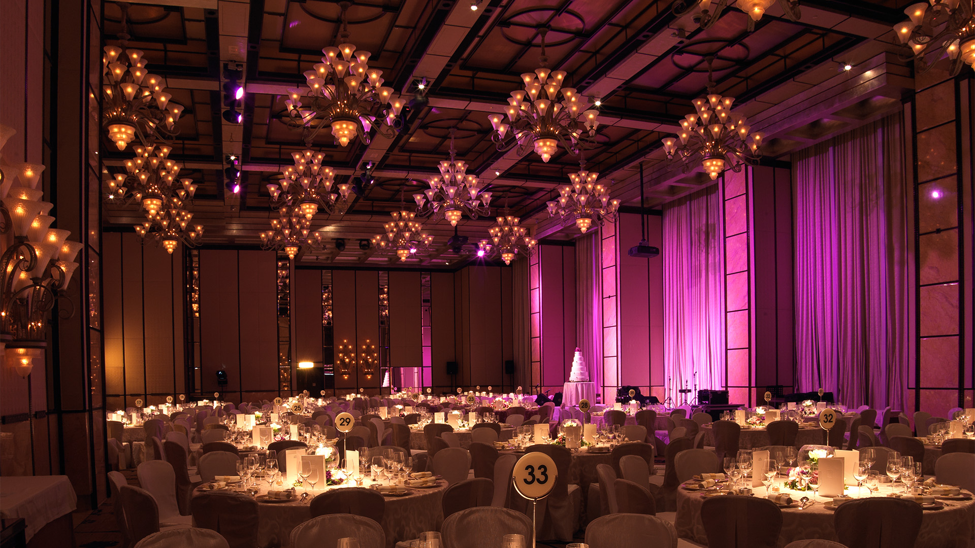 Four Seasons Hong Kong,Hong Kong